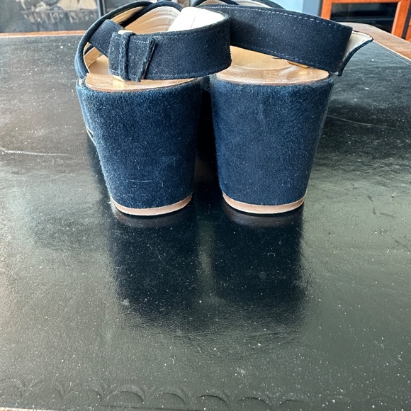 J. Crew Suede Wedge Sandals Size 9 Like New - Picture 5 of 12